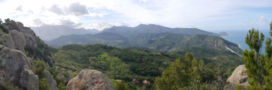 Blick auf Cefalu vom Parco delle Madonie